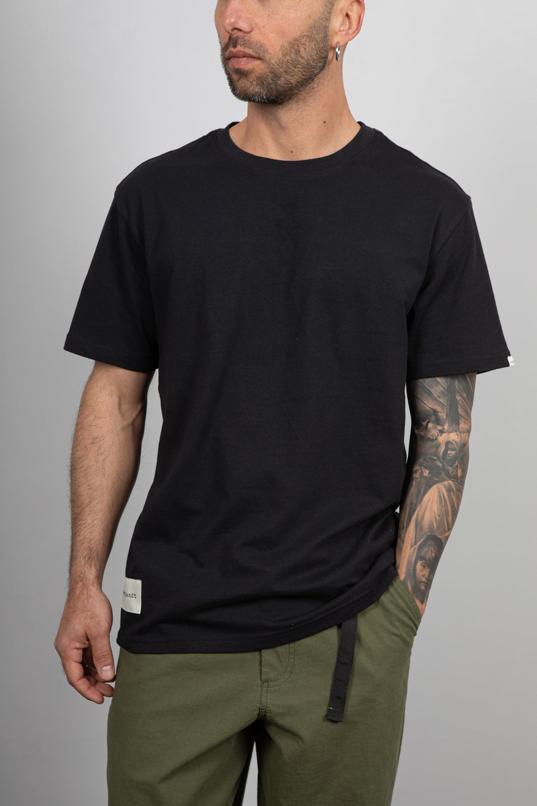 T-shirt ANERKJENDT - AKKIKKI CAVIAR