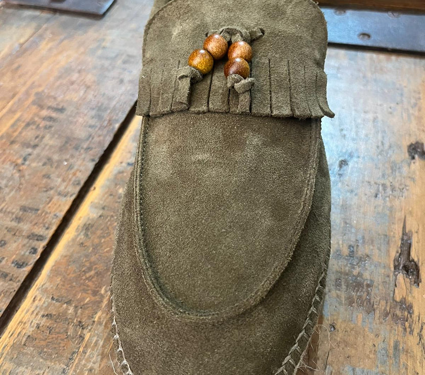 Lagoa Loafer Fringe-Suede-Trebol