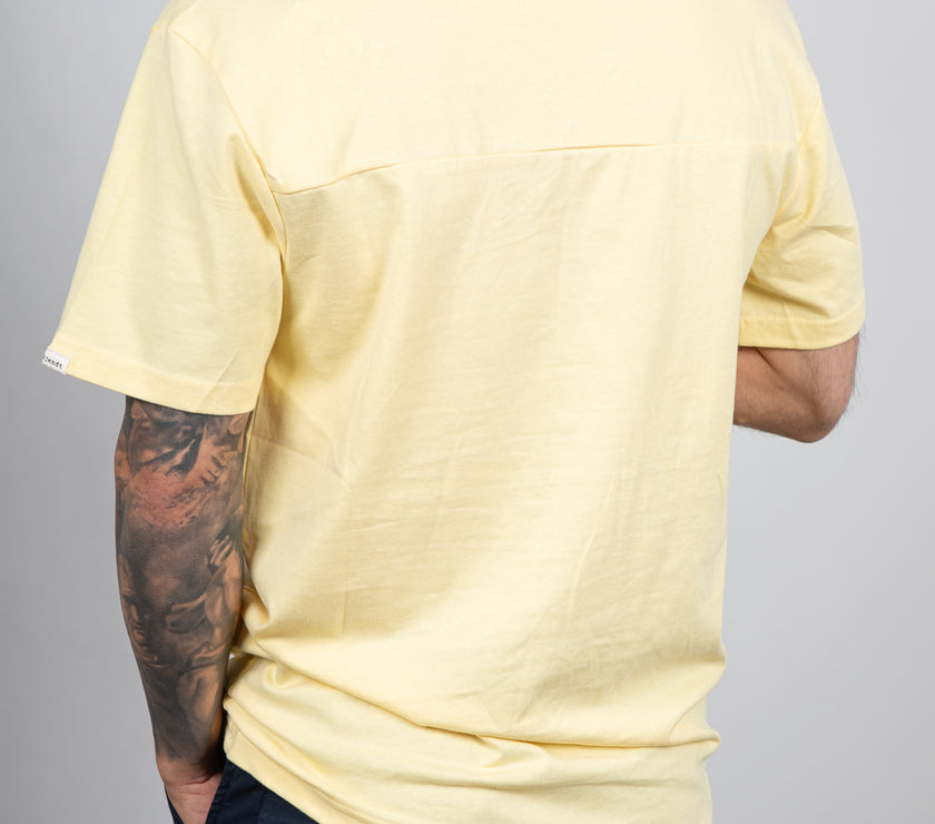 T-shirt ANERKJENDT - AKKIKKI PALE BANANA