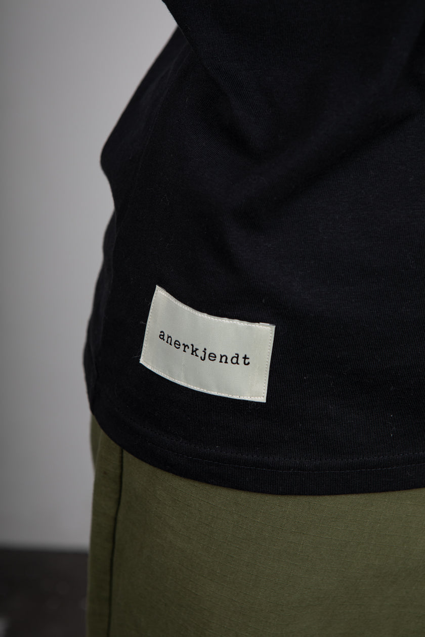 T-shirt ANERKJENDT - AKKIKKI CAVIAR