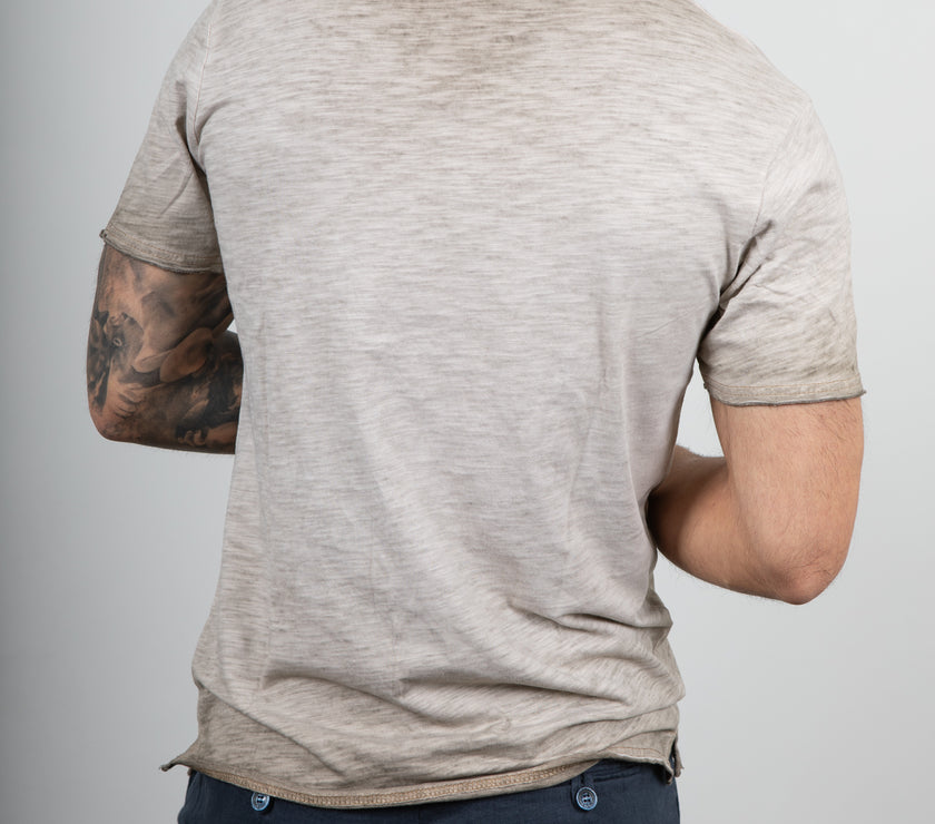 T-shirt serafino GIANNI LUPO - LT19232 CAMEL