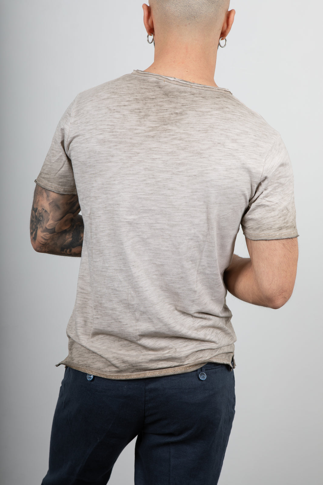 T-shirt serafino GIANNI LUPO - LT19232 CAMEL