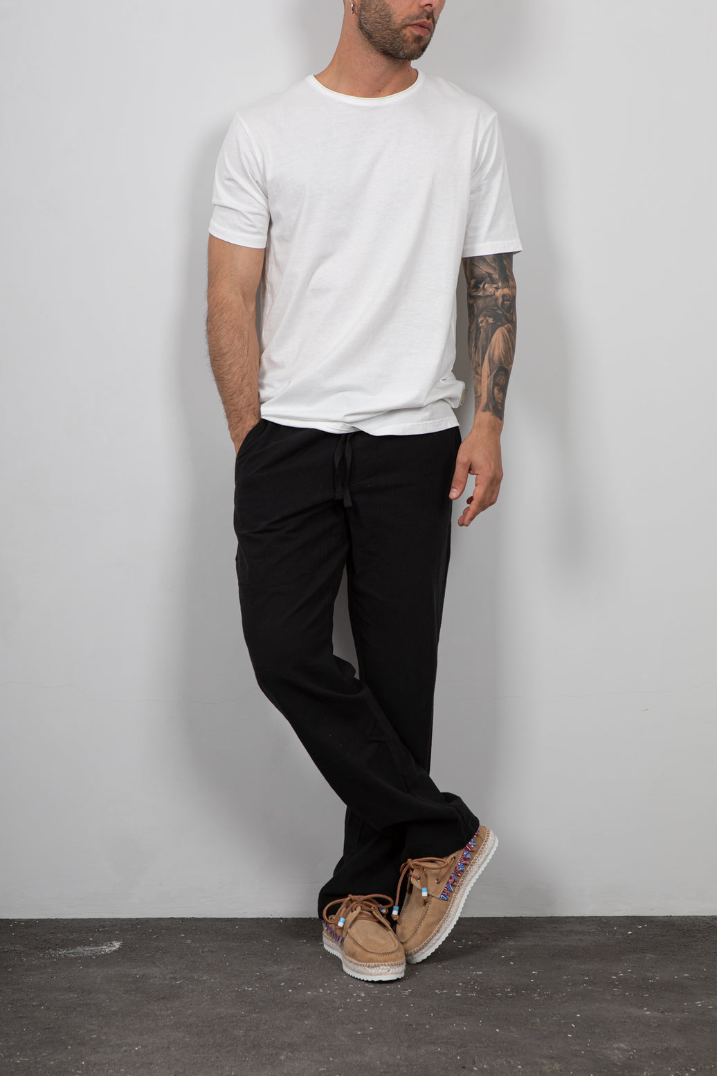 Pantaloni in lino WOODBIRD - 2416-202 BLACK