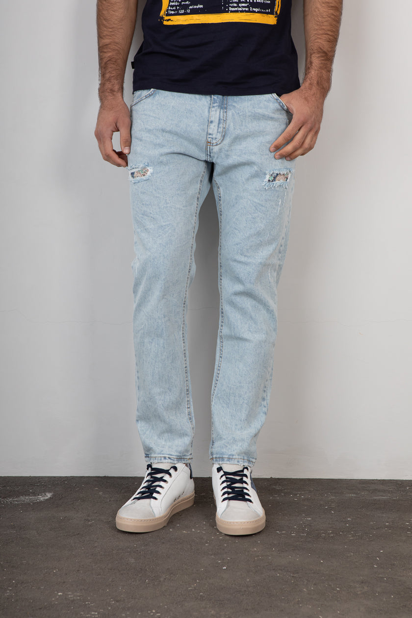Jeans con patch V2 - JUMRMX